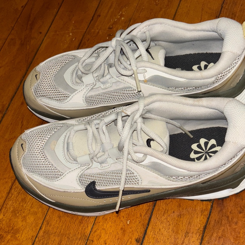 Nike White and Gray Mesh Athletic Sneakers